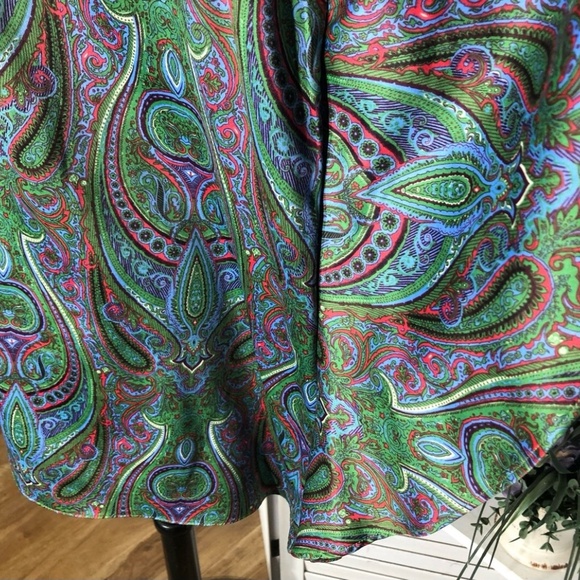 Paisley V Neck Dress with Jewel Details - Picture 9 of 12